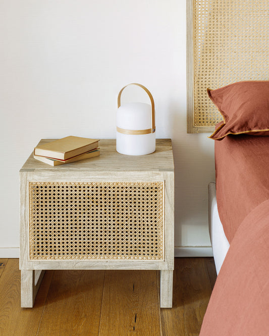 Table de chevet Rexit bois et contreplaqué de Mindy avec rotin 50 x 48 cm
