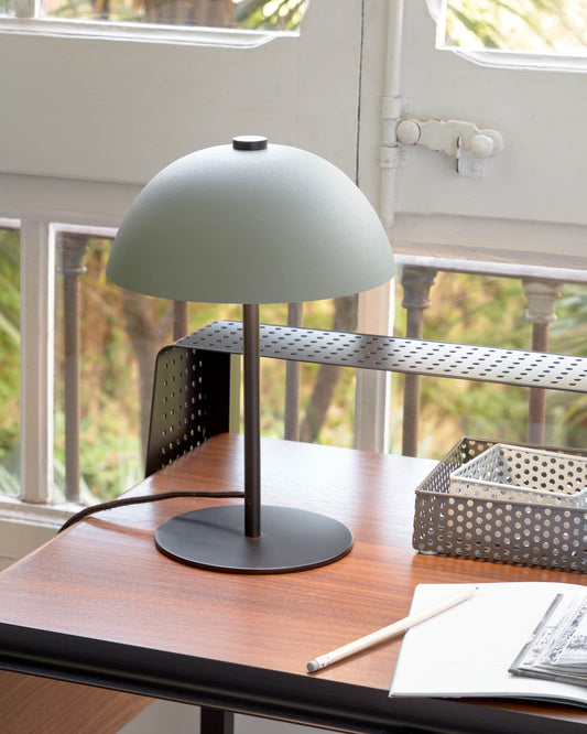 Lampe Aleyla en métal peint vert
