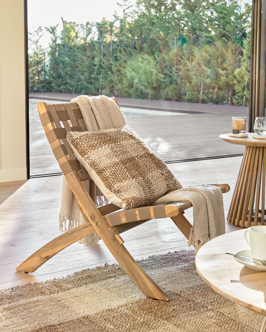 Fauteuil pliant Chabeli en bois d’acacia et corde beige FSC 100%