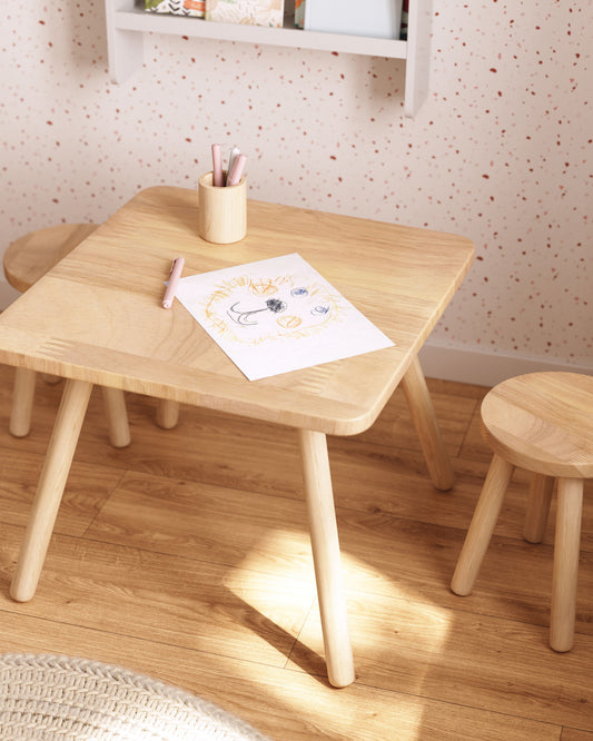 Table enfant carrée Dilcia bois d'hévéa 55 x 55cm