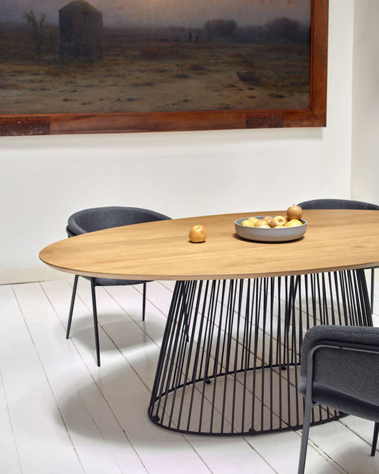 Table Leska 200 x 110 cm en manguier et pied en acier noir