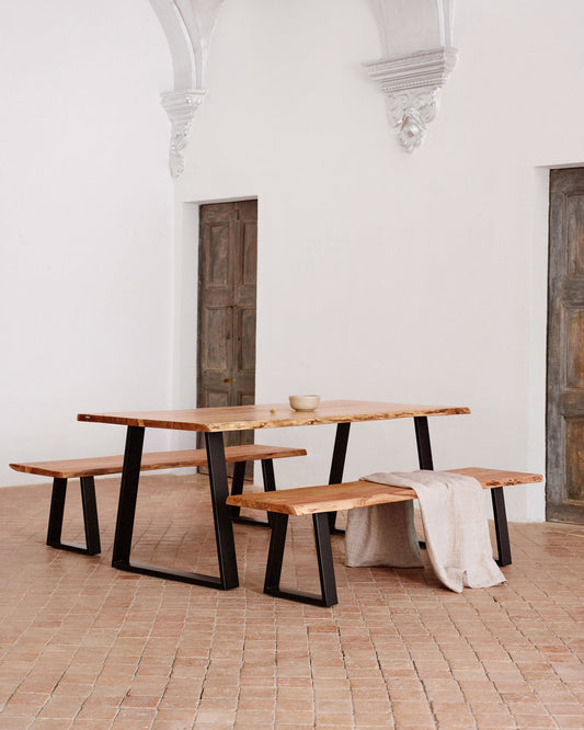 Banc Alaia en bois d'acacia et pieds en acier noir 160 cm