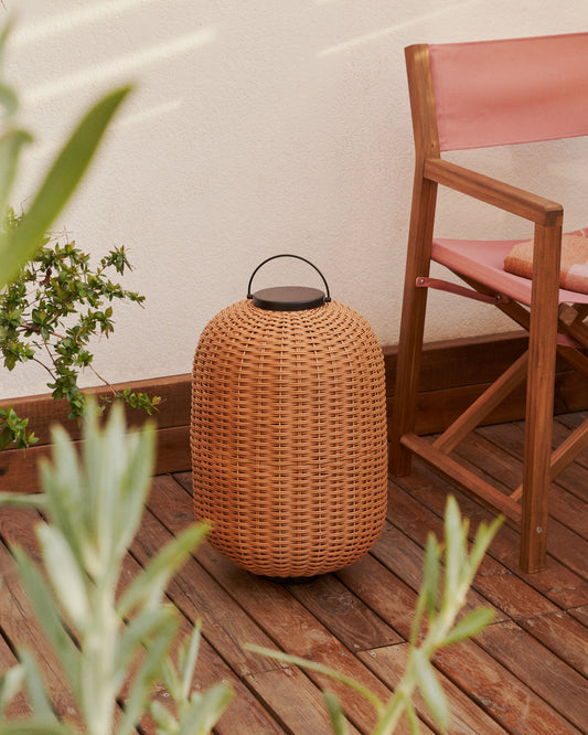 Lampe de table baladeuse grand format Saranella en rotin synthétique marron