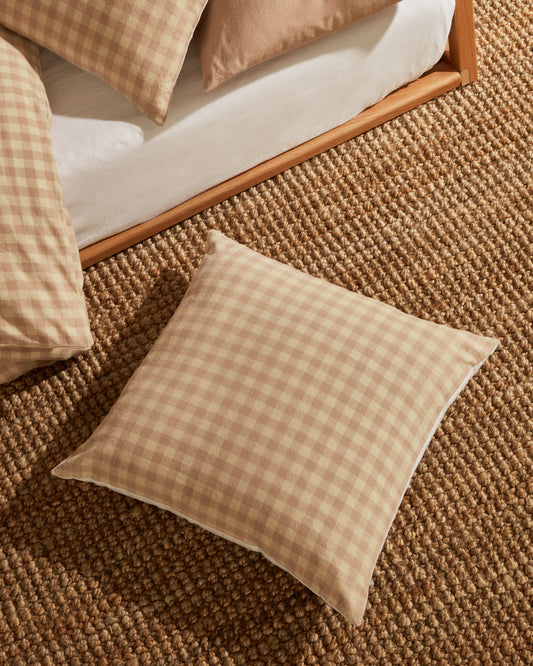 Housse de coussin  Yanil 100% coton à carreaux rose et beige 45 x 45 cm