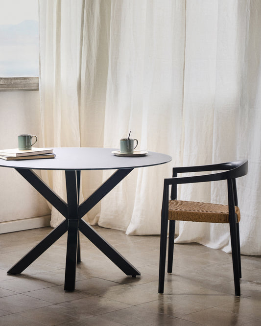 Table ronde Argo en verre noir avec pieds en acier finition noire Ø 120 cm