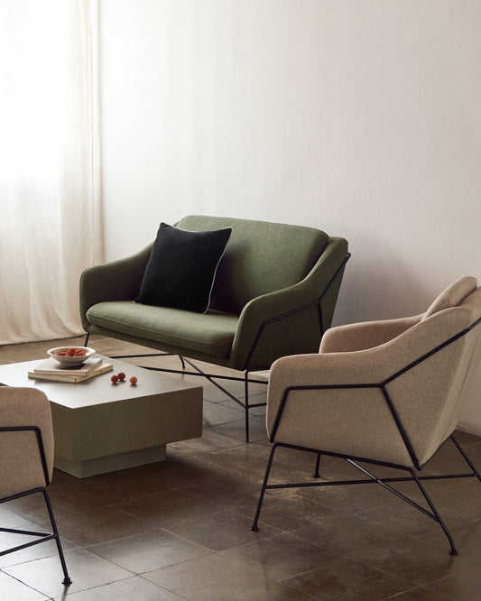 Canapé Brida 2 places vert et pieds en acier avec finition noire 128 cm