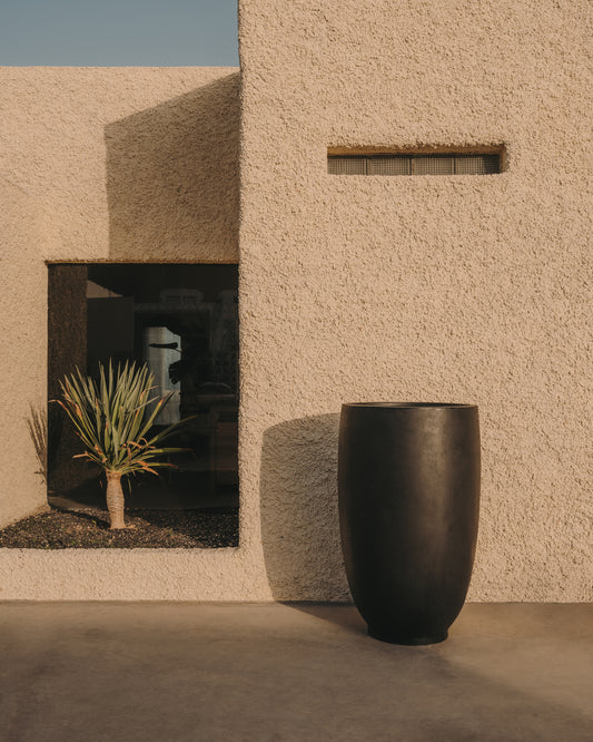 Pot de fleurs Aiguablava en ciment noir Ø 75 cm