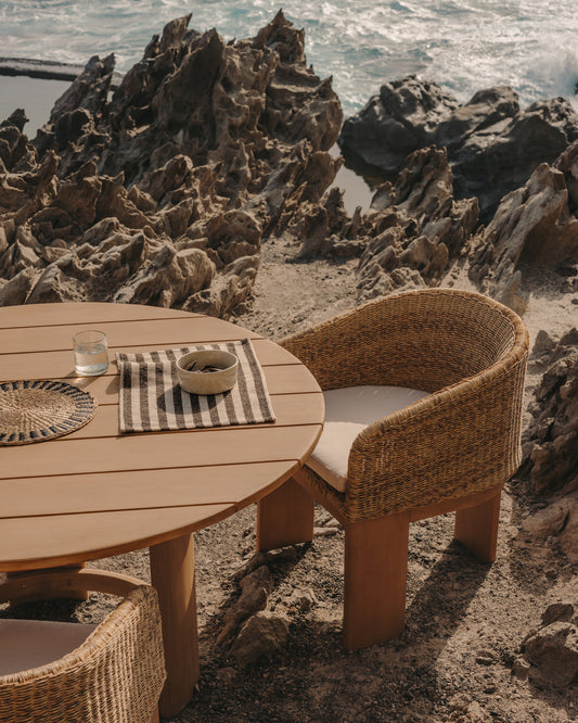 Chaise Xoriguer en rotin synthétique et bois d’eucalyptus FSC 100 %