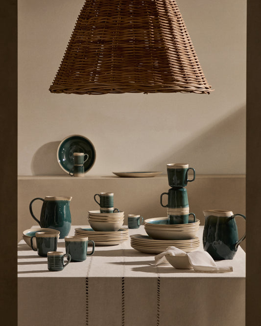 Petite tasse Sanet en céramique bleue et blanche