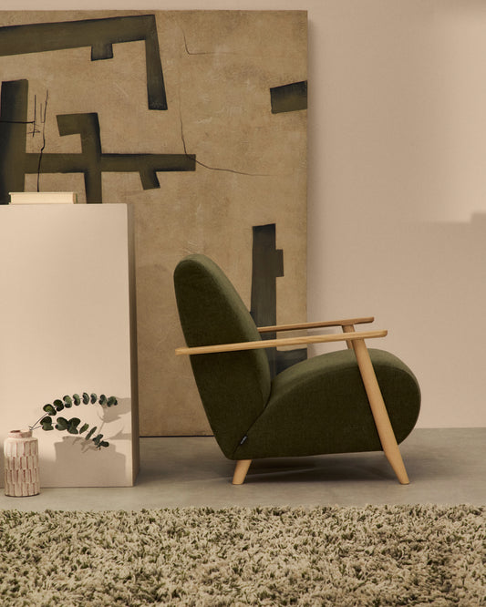 Fauteuil Meghan en tissu chenille vert et bois de frêne finition naturelle FSC Mix Credit