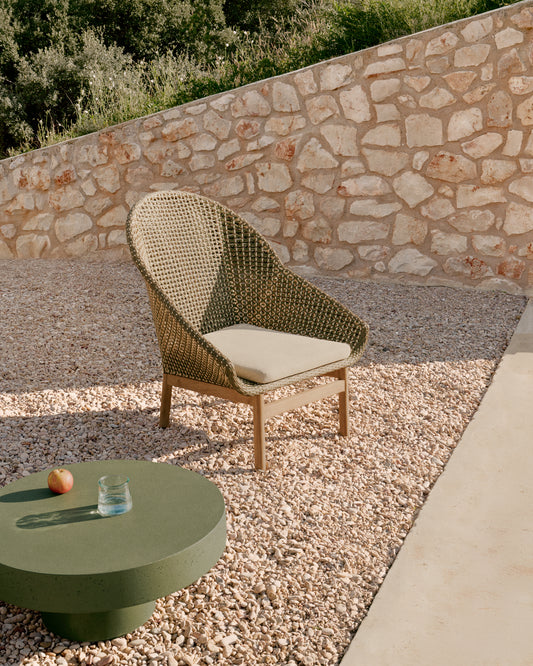 Fauteuil Olbia avec dossier haut en rotin synthétique et bois de teck FSC 100 %