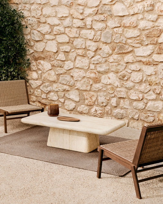 Table basse Drasi en ciment avec finition effet travertin 140 x 70 cm