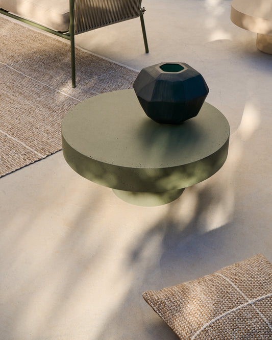 Table basse Aiguablava en ciment vert Ø 66 cm