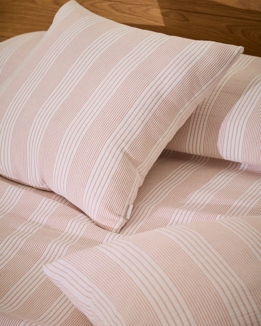 Ensemble Macie de 2 housses de coussin 100 % coton à rayures rouges et beiges 50 x 50 cm