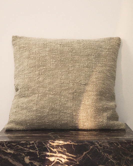 Housse de coussin Mevia en mélange de lin beige 50 x 50 cm