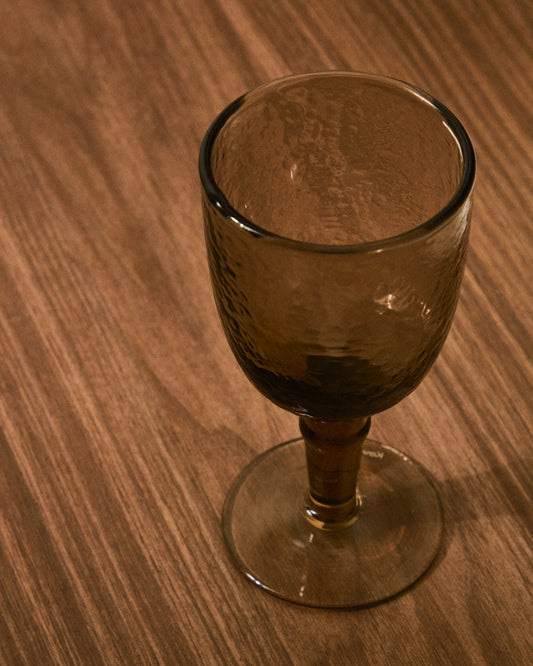 Verre à vin Sileia en verre recyclé marron