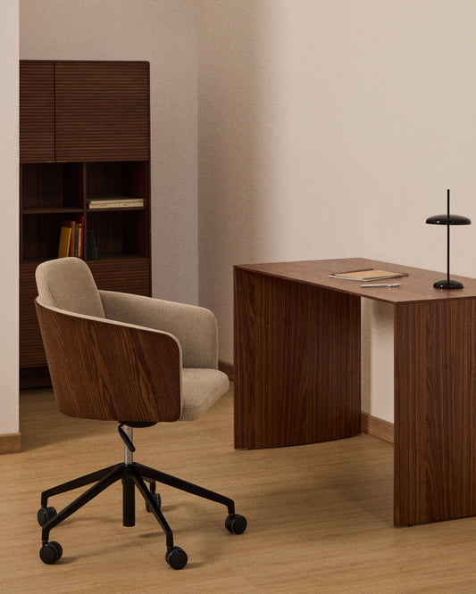 Chaise de bureau Madai en chenille marron et placage de frêne avec finition noyer FSC Mix Credit
