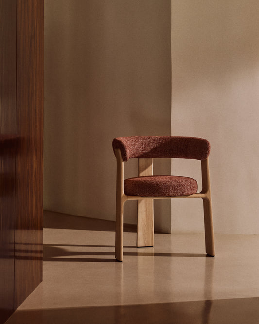 Chaise Granite à 3 pieds en chenille terracotta et bois de frêne finition ton naturel FSC 100%