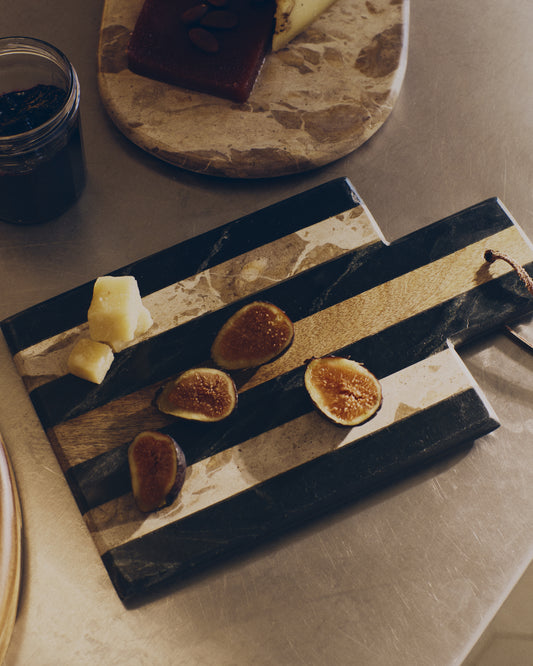 Planche de service Surne en marbre noir, marron et beige 30 x 18 cm