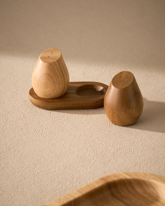 Ensemble Milvara salière et poivrière en bois d’acacia et bois d’hévéa FSC 100 %
