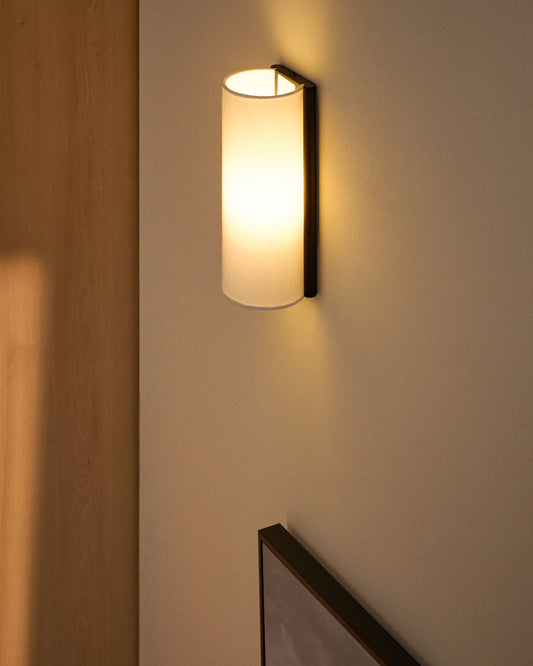 Applique murale Umbran en bois d’hévéa marron foncé et lin beige