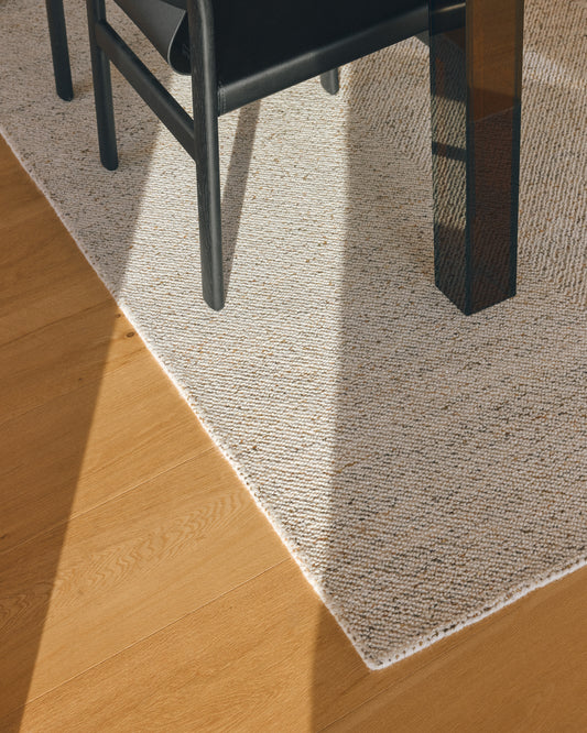 Tapis Lenuo en laine et coton jacquard écru 160 x 230 cm