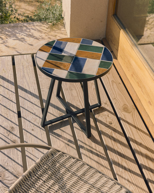 Table d’appoint ronde Tella en acier galvanisé graphite et carreaux multicolores Ø45 cm