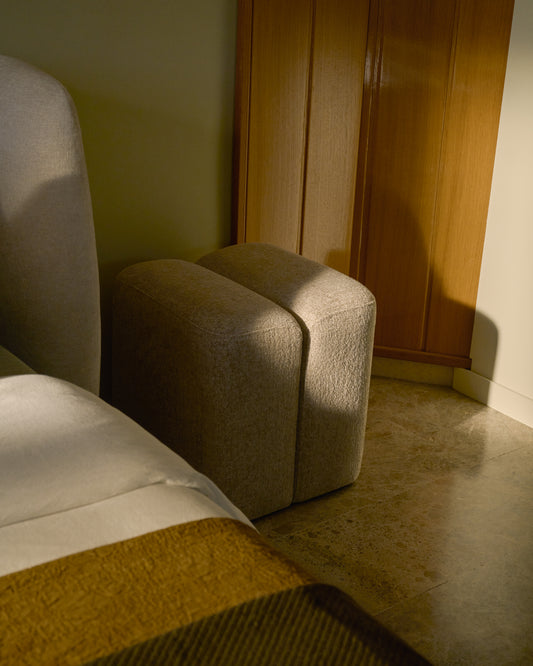 Repose-pied Nedilo carré en chenille beige FSC Mix Credit