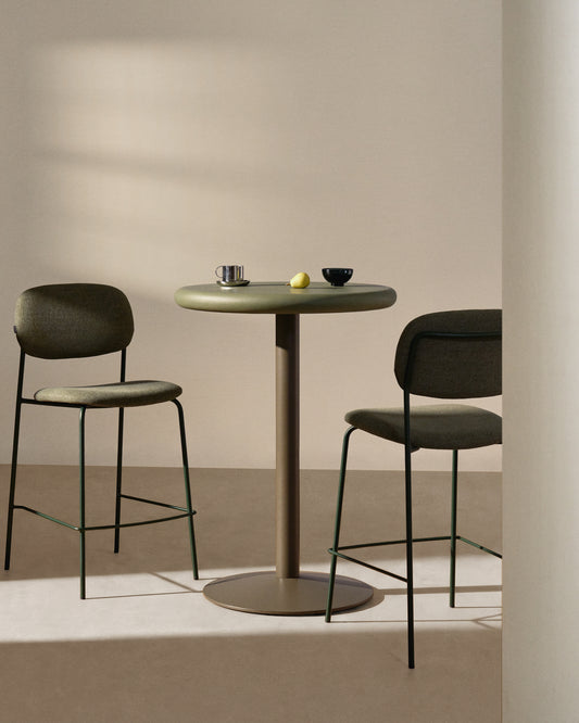 Tabouret empilable Meli en chenille verte et pieds en métal vert FSC Mix Credit 65 cm