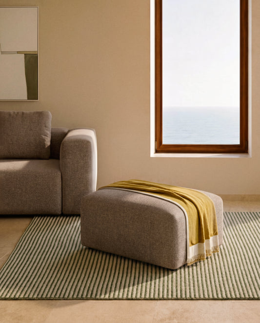 Repose-pieds Blok en chenille marron 90 x 74 cm – FSC Mix Credit