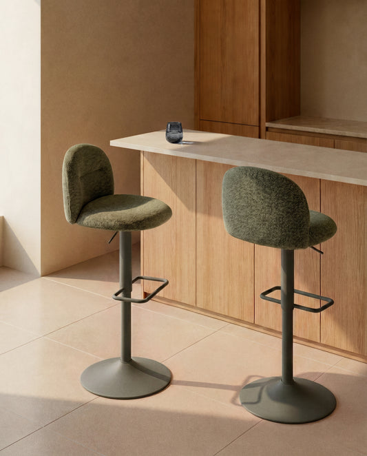 Tabouret Arino en chenille verte et pieds en métal vert 65 cm FSC 100%