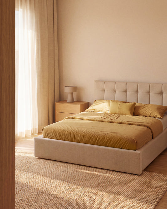 Lit avec sommier coffre Darnela en chenille écrue pour matelas de 150 x 200 cm