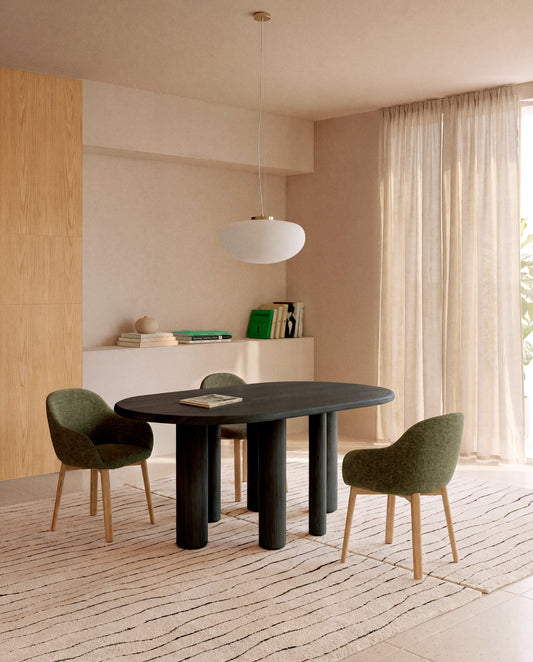 Table ovale Mailen en contre-plaqué de frêne avec finition foncée  Ø 180 x 105 cm