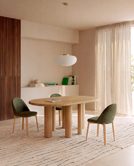 Table ovale Mailen en contre-plaqué de frêne avec finition naturelle Ø 180 x 105 cm