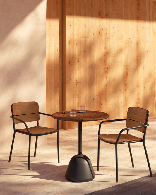 Table Saura métal peint noir et dessus en acacia avec finition noyer 75 x Ø70 cm FSC 100%