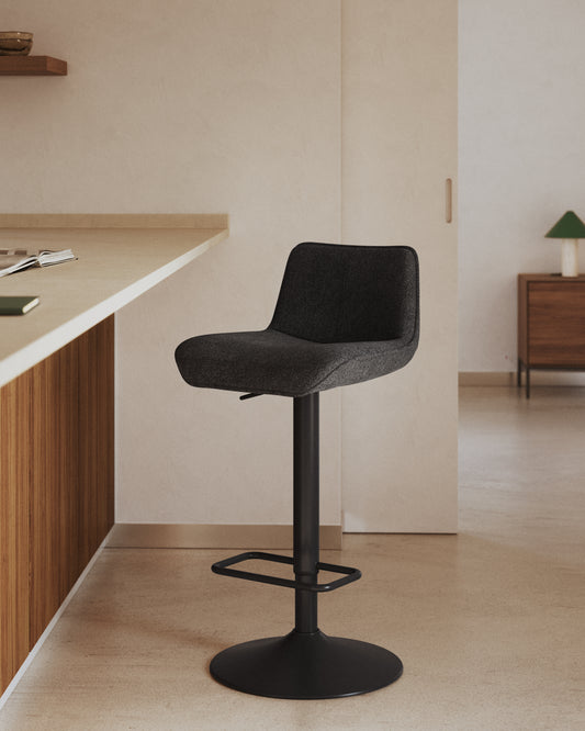 Tabouret Zenda en chenille noir et acier noir mat hauteur  81-102 cm FSC 100%