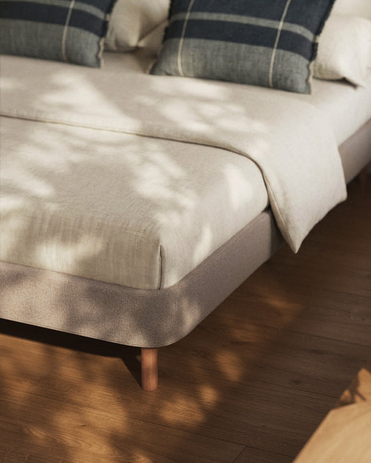 Base déhoussable Ofelia marron avec pieds en bois de hêtre pour matelas de 180 x 200 cm