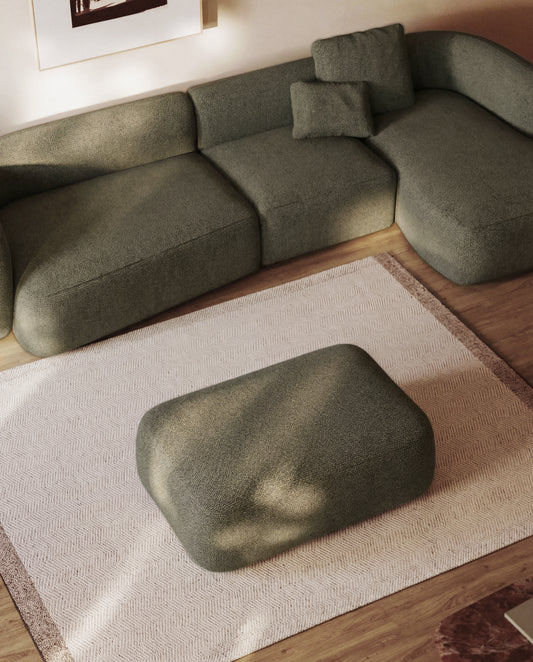 Repose-pieds Martina ignifugé en chenille verte 123 x 85 cm