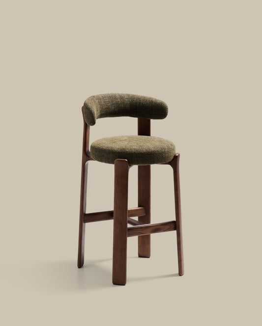 Tabouret Granite en tissu chenille verte et bois de frêne avec finition ton noyer FSC 100 % 75 cm