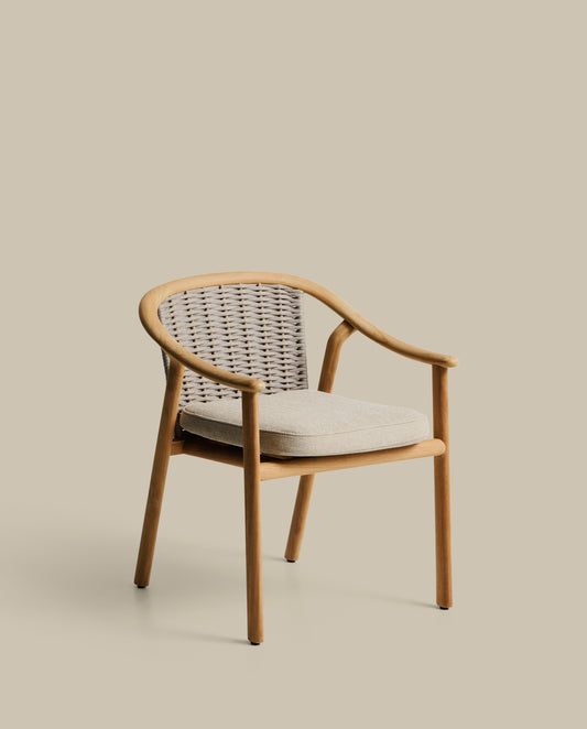 Chaise empilable d’extérieur Elunda en bois massif de teck FSC 100 %