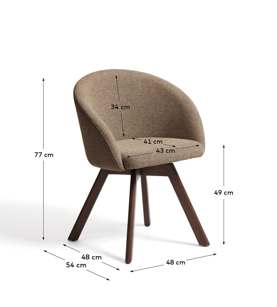 Chaise giratoire Marvin en chenille marron et pieds en bois de chêne finition noyer FSC 100%