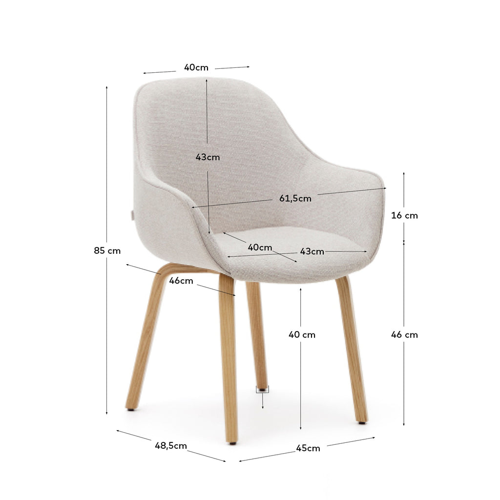 Chaise Aleli en chenille beige et pieds en bois de frêne avec finition naturelle