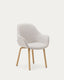 Chaise Aleli en chenille beige et pieds en bois de frêne avec finition naturelle
