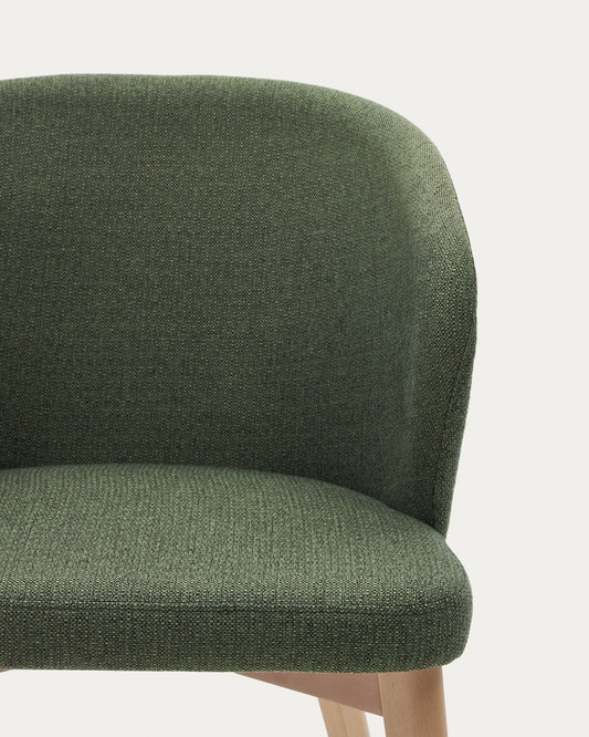 Chaise Darice en tissu chenille vert et bois de hêtre, finition naturelle FSC 100 %