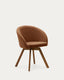Chaise giratoire Marvin en chenille marron et pieds en bois de chêne finition noyer FSC 100%