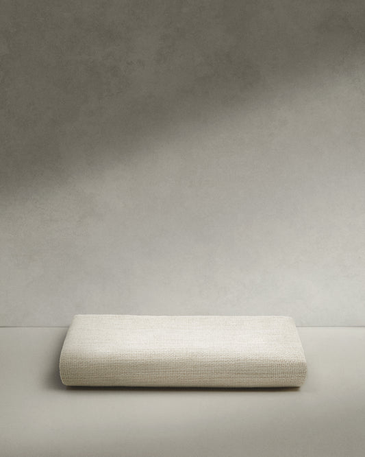 Housse pour chaise Alocs en tissu chenille beige