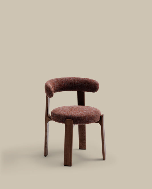 Chaise Granite en tissu chenille marron et bois de frêne finition noyer FSC 100%