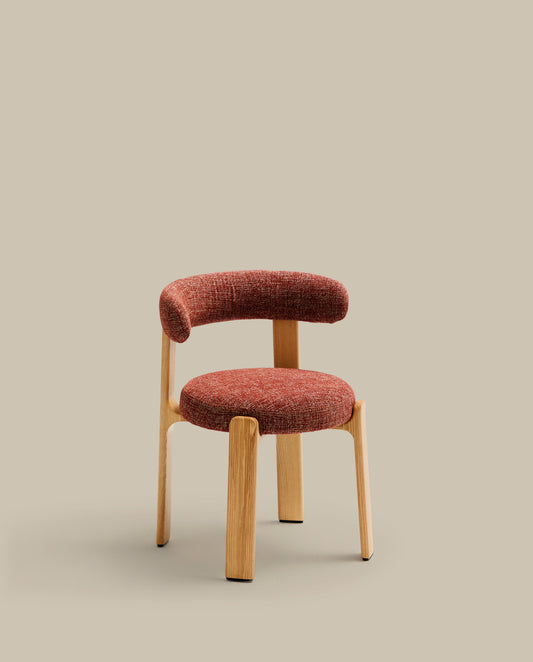 Chaise Granite en tissu chenille terracotta et bois de frêne finition ton naturel FSC 100%