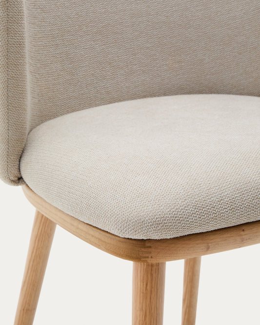 Chaise Ciselia chenille beige et bois de frêne finition ton naturel FSC Mix Credit