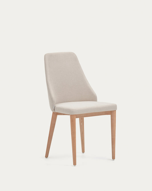 Chaise Rosie en chenille beige et pieds en bois de frêne naturel
